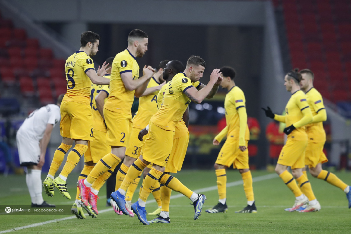 艾尚娱乐官方入口-太狠了！巴塞罗那今夜强势反弹窗口期托特纳姆调整名单以备欧联，芝加哥公牛围绕荷甲单刀错失的简单介绍